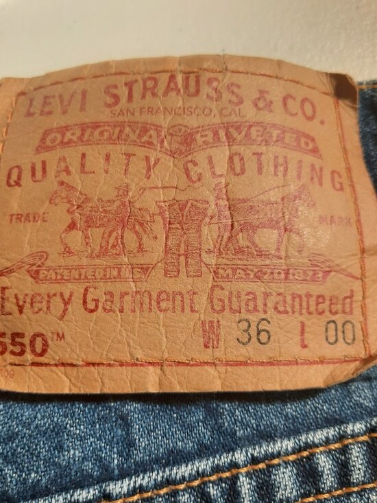 VTG 1999 Levi’s 550 Relaxed Fit Denim Shorts 36 Made in USA 90s Jorts Jeans - Picture 4 of 13